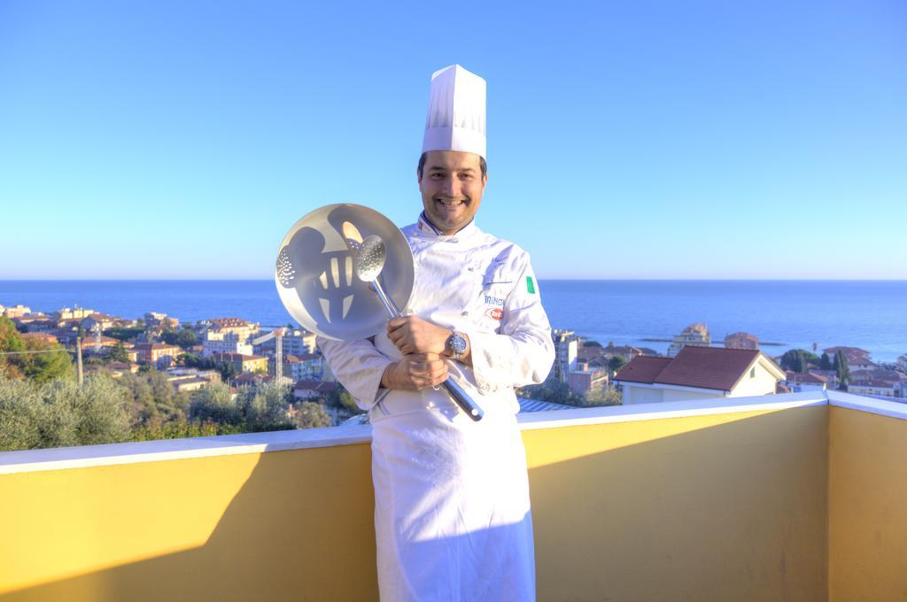 Appartamenti Villa Il Poggiolo Diano Marina Exterior foto